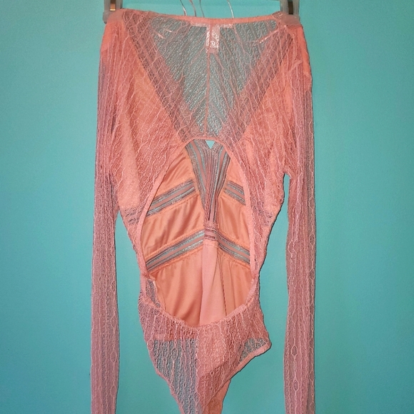 Body Suit Size S - Picture 2 of 2